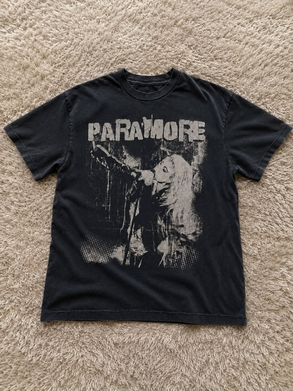 Paramore Graphic Tee - Men's Short Gildan Black Sleeve